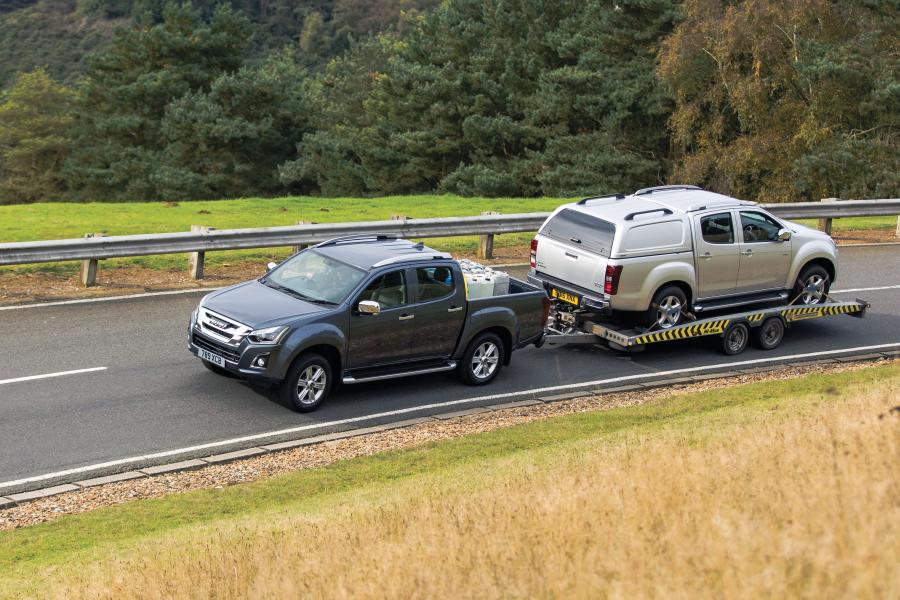  Isuzu D-Max Double Cab 2017 года  (UK) (фото 16 из 33)